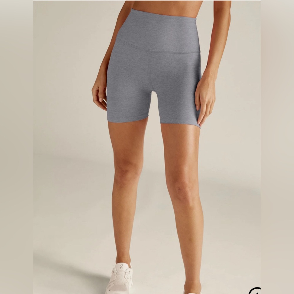 Beyond Yoga Spacedye Keep Pace 7” Biker Short w pocket